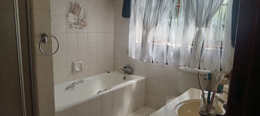 3 Bedroom Property for Sale in Stilfontein Ext 4 North West